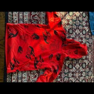 BOYS NIKE SWEATSHIRT